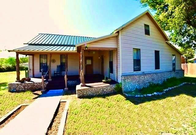221 N 12TH ST, JUNCTION, TX 76849, photo 1 of 24
